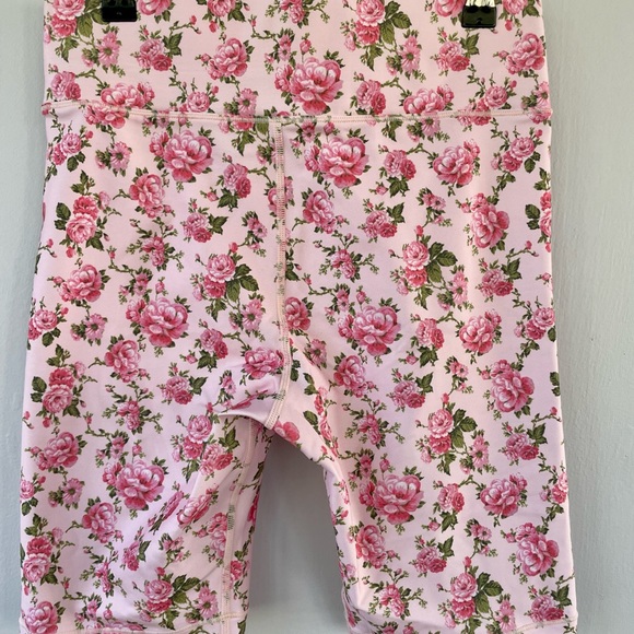 🎀 LoveShackFancy x Bandier Biker Shorts 🎀 - Picture 3 of 6